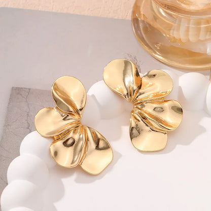 Vintage Irregular Geometric Earrings Metal Stud Earrings for Women Trend 2025 Gold Piercing Earring Jewelry Серьги Женские