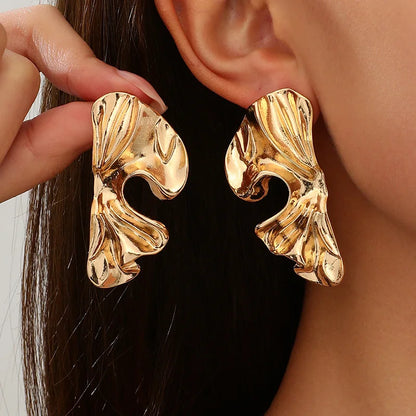 Vintage Irregular Geometric Earrings Metal Stud Earrings for Women Trend 2025 Gold Piercing Earring Jewelry Серьги Женские