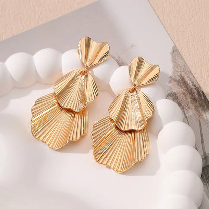 Vintage Irregular Geometric Earrings Metal Stud Earrings for Women Trend 2025 Gold Piercing Earring Jewelry Серьги Женские
