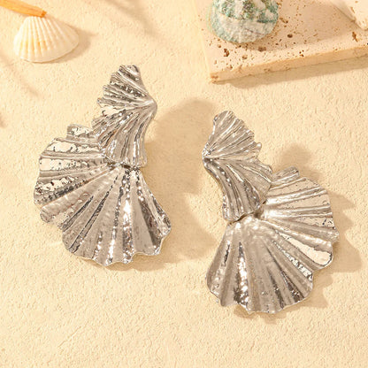 Vintage Irregular Geometric Earrings Metal Stud Earrings for Women Trend 2025 Gold Piercing Earring Jewelry Серьги Женские