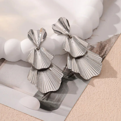Vintage Irregular Geometric Earrings Metal Stud Earrings for Women Trend 2025 Gold Piercing Earring Jewelry Серьги Женские
