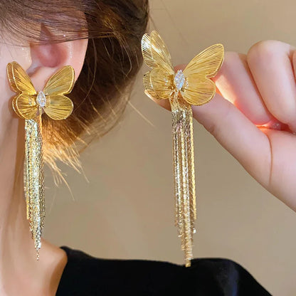 Vintage Irregular Geometric Earrings Metal Stud Earrings for Women Trend 2025 Gold Piercing Earring Jewelry Серьги Женские